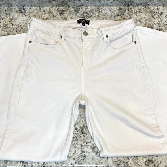 Not‎ Your Daughters Jeans Curves 360 White Denim Jeans, Size 10. - Picture 5 of 14